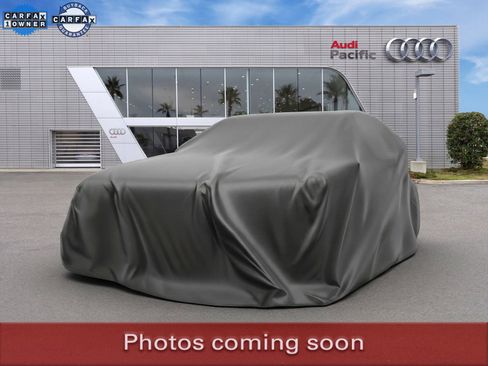 Used 2023 Audi Q5 2.0T Premium w/ Convenience Package image 1