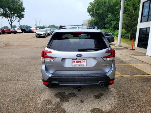 Used 2019 Subaru Forester Limited AWD/4WD image 6