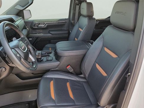 Used 2024 GMC Sierra 1500 AT4 image 14