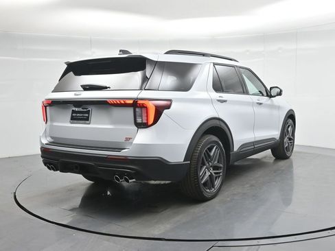 New 2026 Ford Explorer ST w/ Sun And Sound Package image 5