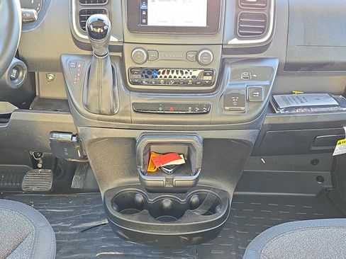 Used 2025 RAM ProMaster 2500 w/ Quick Order Package 22G SLT image 10