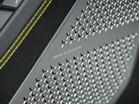 Used 2019 Lamborghini Urus AWD/4WD image 15