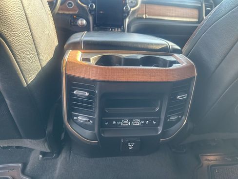 Used 2022 RAM 1500 Limited image 12