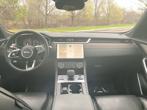 Used 2021 Jaguar F-PACE S AWD/4WD image 2