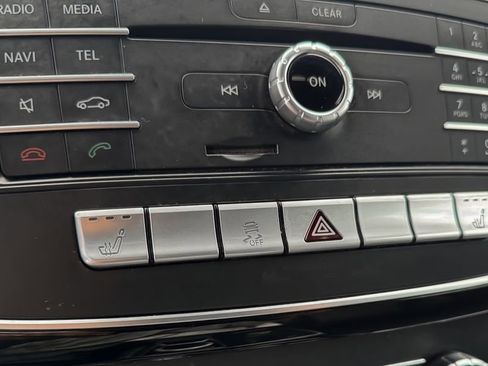 Used 2018 Mercedes-Benz GLE 350 4MATIC image 32