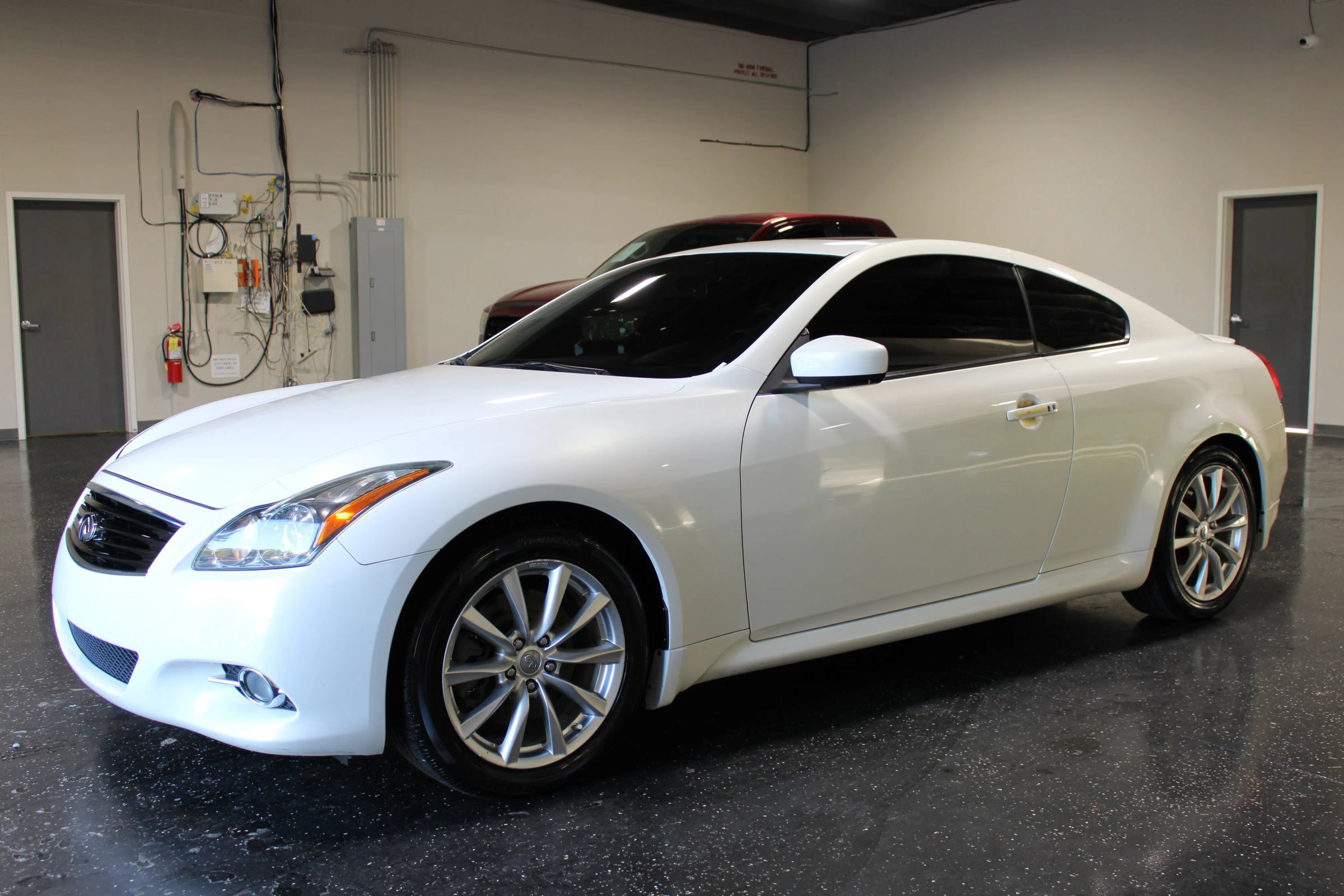 Used 2013 INFINITI G37 Journey w/ Premium Pkg RWD image 7