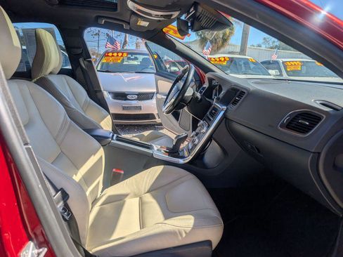 Used 2015 Volvo S60 T5 Platinum image 13