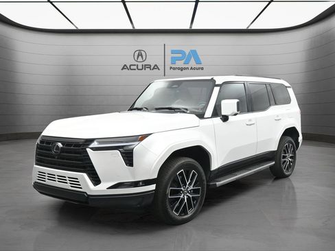 Used 2024 Lexus GX 550 image 1