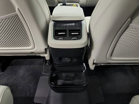 Used 2024 Volvo XC90 B6 Plus AWD/4WD image 35
