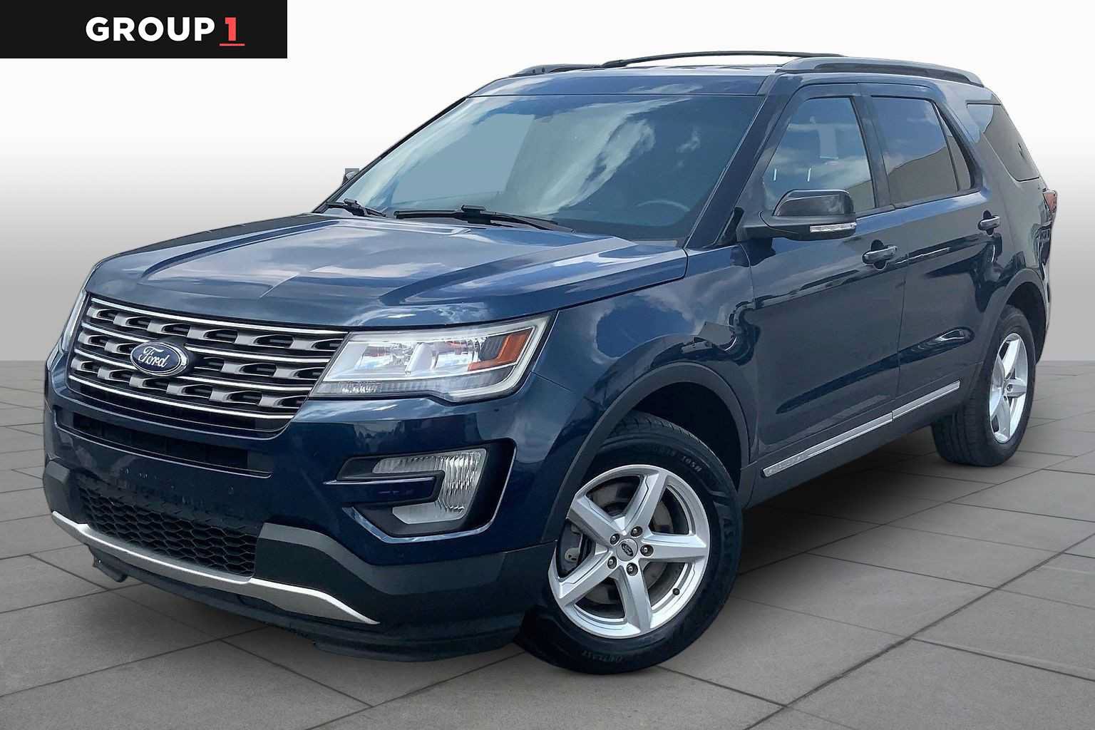Used 2016 Ford Explorer XLT w/ Equipment Group 202A AWD/4WD image 1