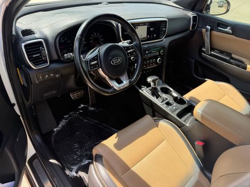 Used 2020 Kia Sportage SX image 2