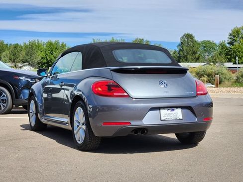 Used 2013 Volkswagen Beetle TDI FWD image 8
