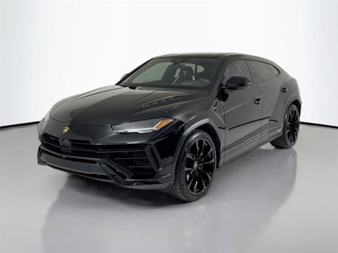 Used 2023 Lamborghini Urus S image 10