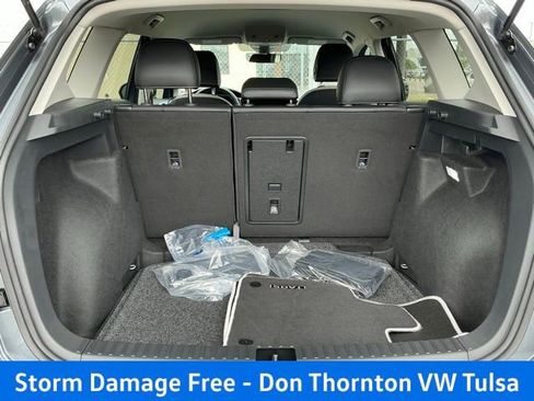 New 2026 Volkswagen Taos SE FWD image 16