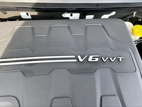Used 2016 Jeep Cherokee Limited AWD/4WD image 30