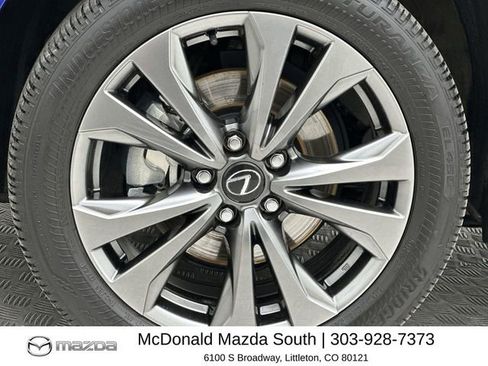 Used 2025 Lexus UX 300h AWD image 10
