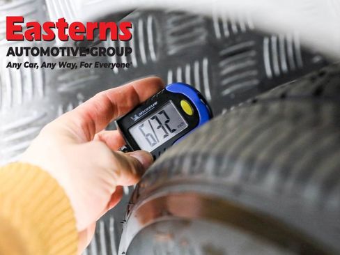 Used 2025 Toyota Camry LE image 28