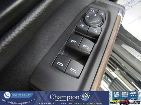 Used 2021 Chevrolet Silverado 1500 High Country image 28