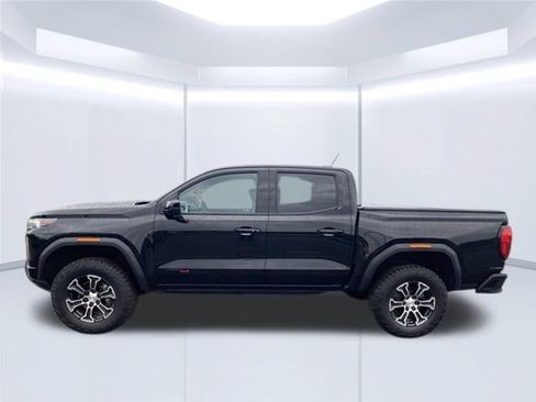 Used 2023 GMC Canyon AT4 w/ Canyon Safety Plus Package AWD/4WD image 12