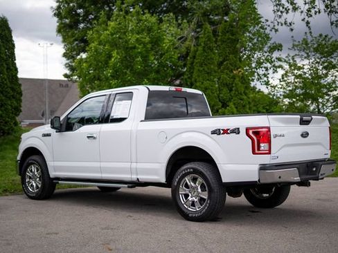 Used 2015 Ford F150 XLT w/ Equipment Group 302A Luxury AWD/4WD image 8