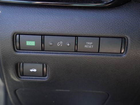 Certified 2023 Nissan Sentra SV image 10