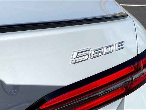 New 2026 BMW 550e xDrive AWD/4WD image 24