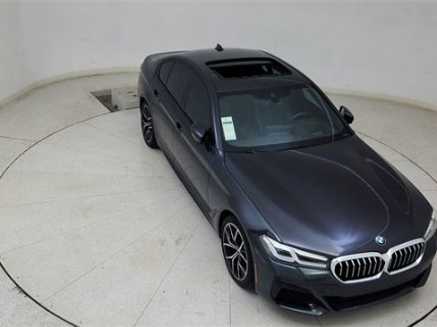 Used 2022 BMW 540i xDrive w/ Executive Package image 81