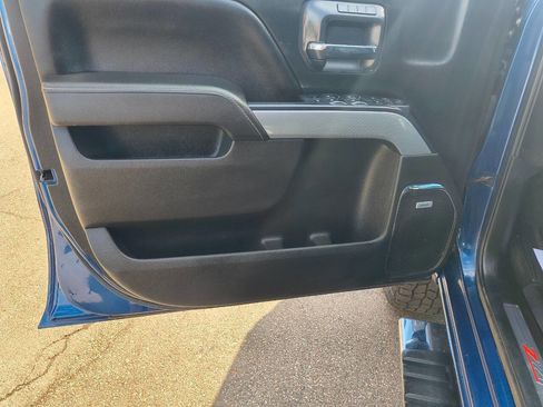 Used 2016 Chevrolet Silverado 2500 LTZ w/ LTZ Plus Package AWD/4WD image 21