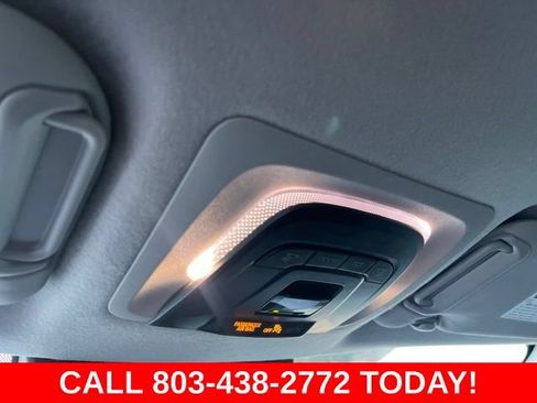 Used 2024 Toyota Corolla Cross LE FWD image 28