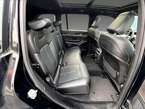 Used 2023 Jeep Grand Cherokee Overland w/ MOPAR Finishing Package image 16