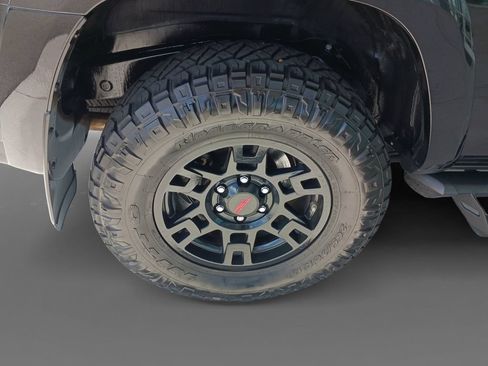 Used 2024 Toyota 4Runner TRD Off-Road Premium w/ Moonroof Package AWD/4WD image 10