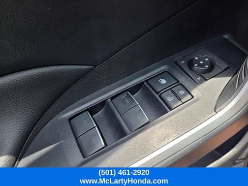 Used 2024 Toyota RAV4 XLE FWD image 29
