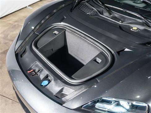 Used 2025 Porsche Taycan 4S AWD/4WD image 14