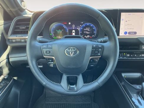 Certified 2024 Toyota Crown Platinum AWD/4WD image 13