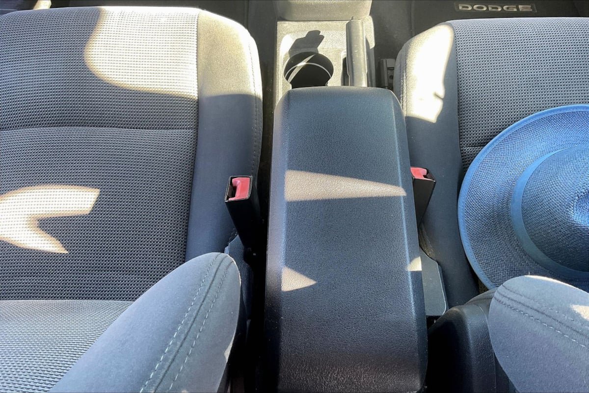 Used 2011 Dodge Caliber Heat FWD image 10