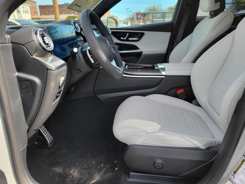 New 2026 Mercedes-Benz GLC 300 4MATIC image 19