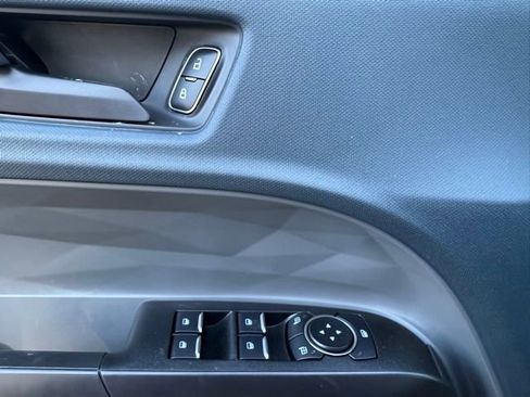 New 2025 Ford Maverick Lariat w/ Black Appearance Package image 12