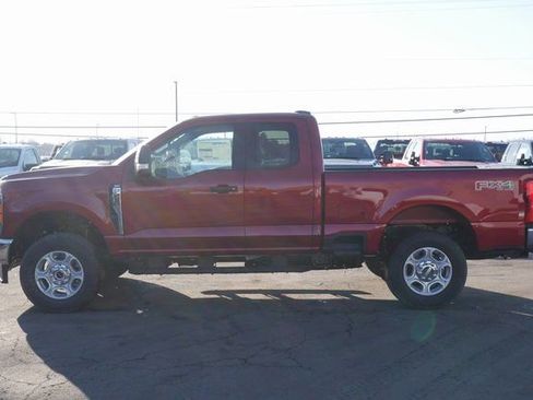 New 2026 Ford F250 XLT w/ FX4 Off-Road Package AWD/4WD image 7