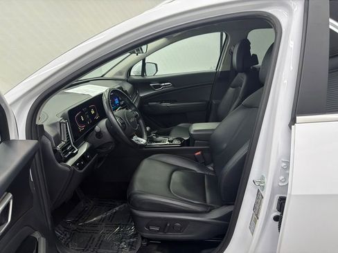 Used 2023 Kia Sportage EX AWD/4WD image 9