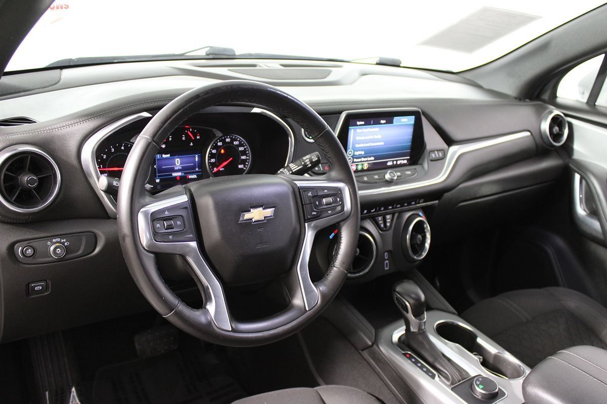 Used 2020 Chevrolet Blazer LT FWD image 6
