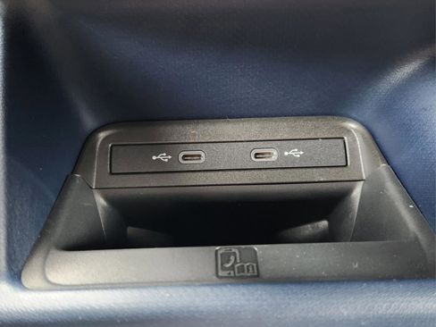 New 2025 Volkswagen ID. Buzz Pro S image 24