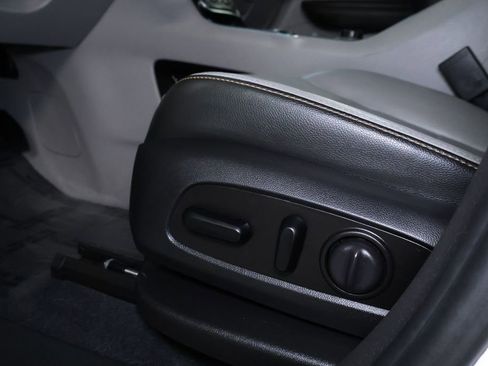 Used 2020 GMC Terrain SLT image 15