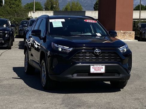 Used 2025 Toyota RAV4 XLE image 45