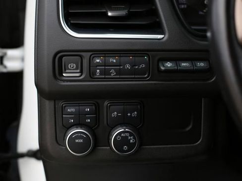 Used 2021 Chevrolet Tahoe High Country image 10