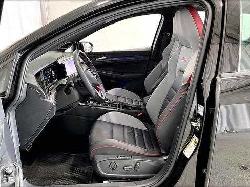 Used 2024 Volkswagen GTI SE FWD image 17