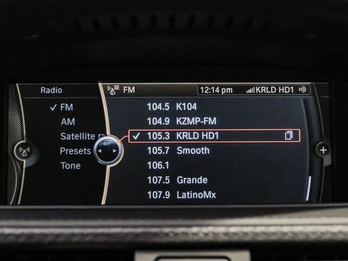 Used 2013 BMW M3 Coupe w/ Premium Pkg image 27