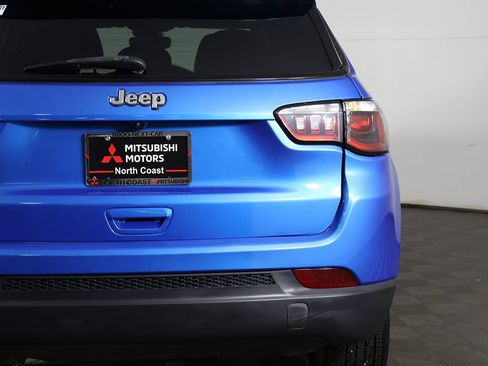Used 2024 Jeep Compass Latitude AWD/4WD image 13