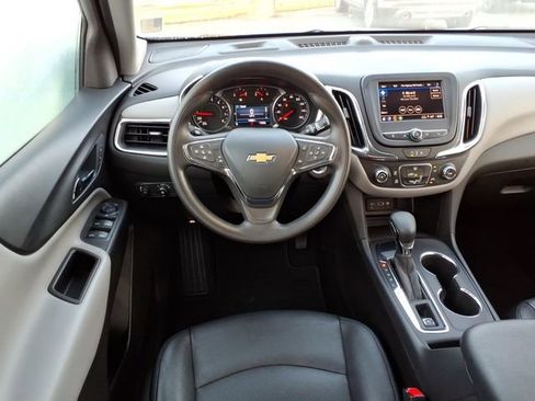 Used 2024 Chevrolet Equinox LS w/ LS Convenience Package image 12