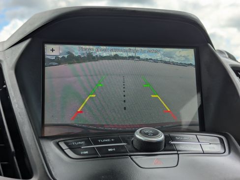 Used 2019 Ford Escape SE FWD image 21