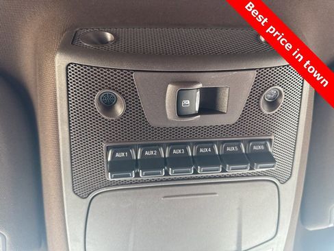 Used 2020 Ford F350 King Ranch w/ FX4 Off-Road Package image 27